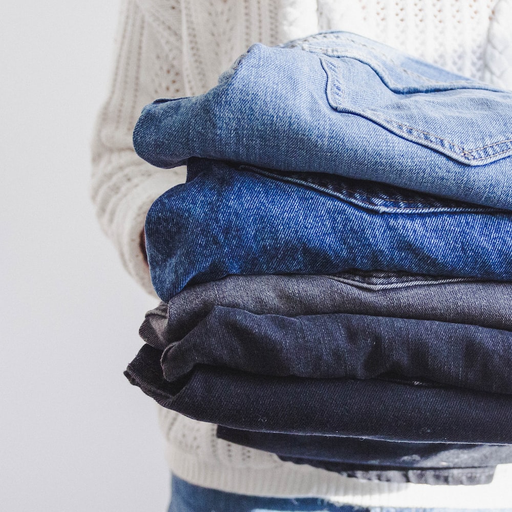 Do clothes shrink in hot water?